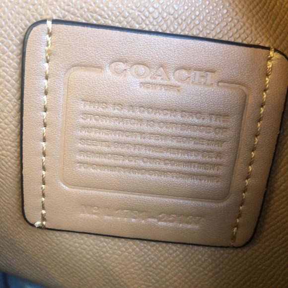 Coach HandBag - Picture 5 of 10